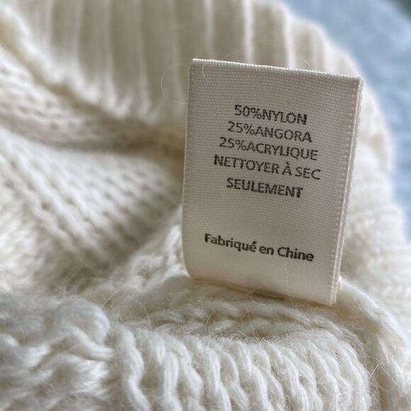 REVOLVE J.O.A LA Angora Blend Fringed Crew Neck Chunky Knit Sweater Cream XS - Picture 9 of 9